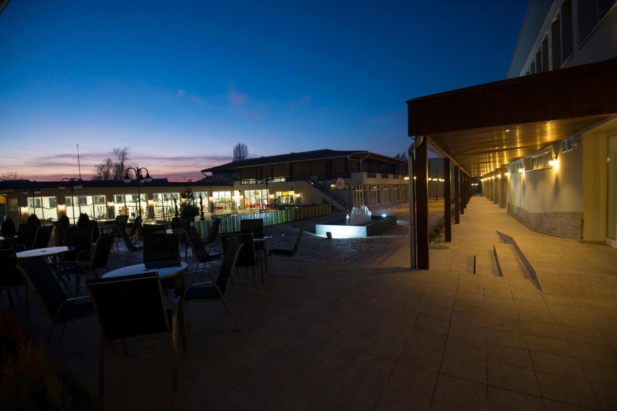 Hotel Village Охрид Екстериор снимка